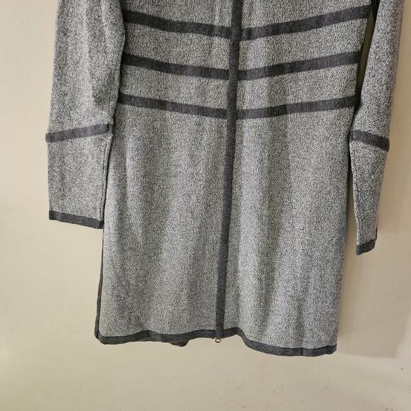 NWT Title Nine Sweater Dress Size M Merino Wool Blend Full Zip Pockets Hood Gray - Picture 10 of 11